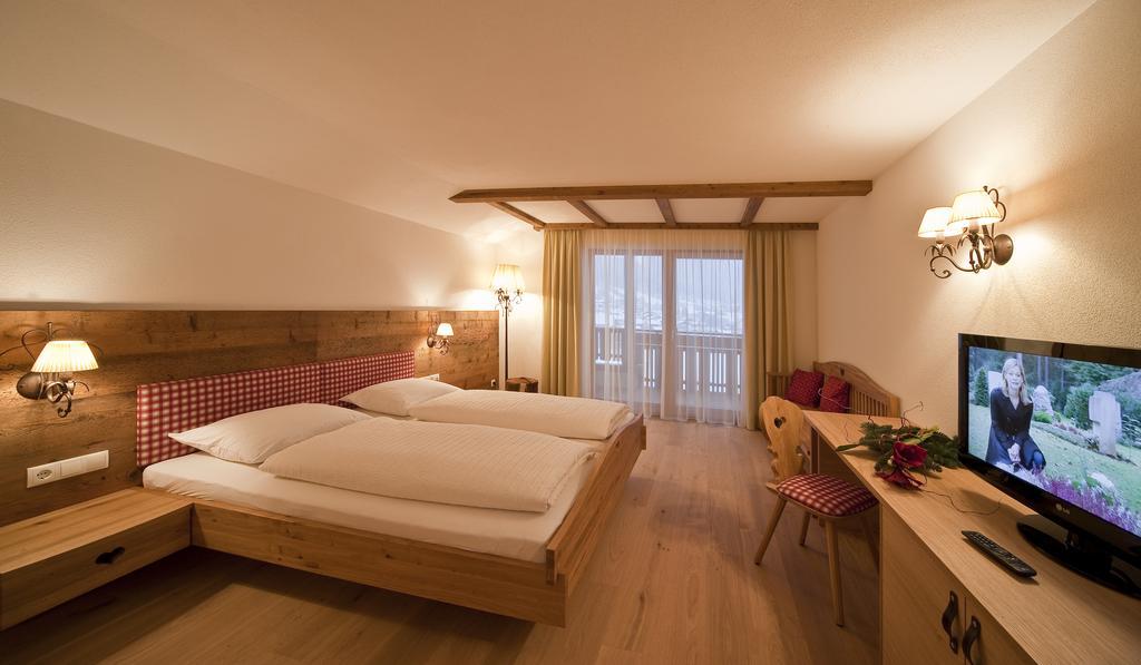 Hotel Foestlerhof Villa Ottone Extérieur photo